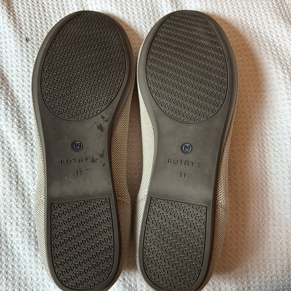 Rothy’s Size 11 Women Flats lightly worn a little belmish in picture - Picture 4 of 6